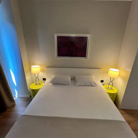 Apartment Elegant 2br 2ba In Spot Istanbul