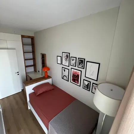Apartment Elegant 2br 2ba In Spot *