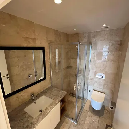 Elegant 2br 2ba In Spot Apartamento